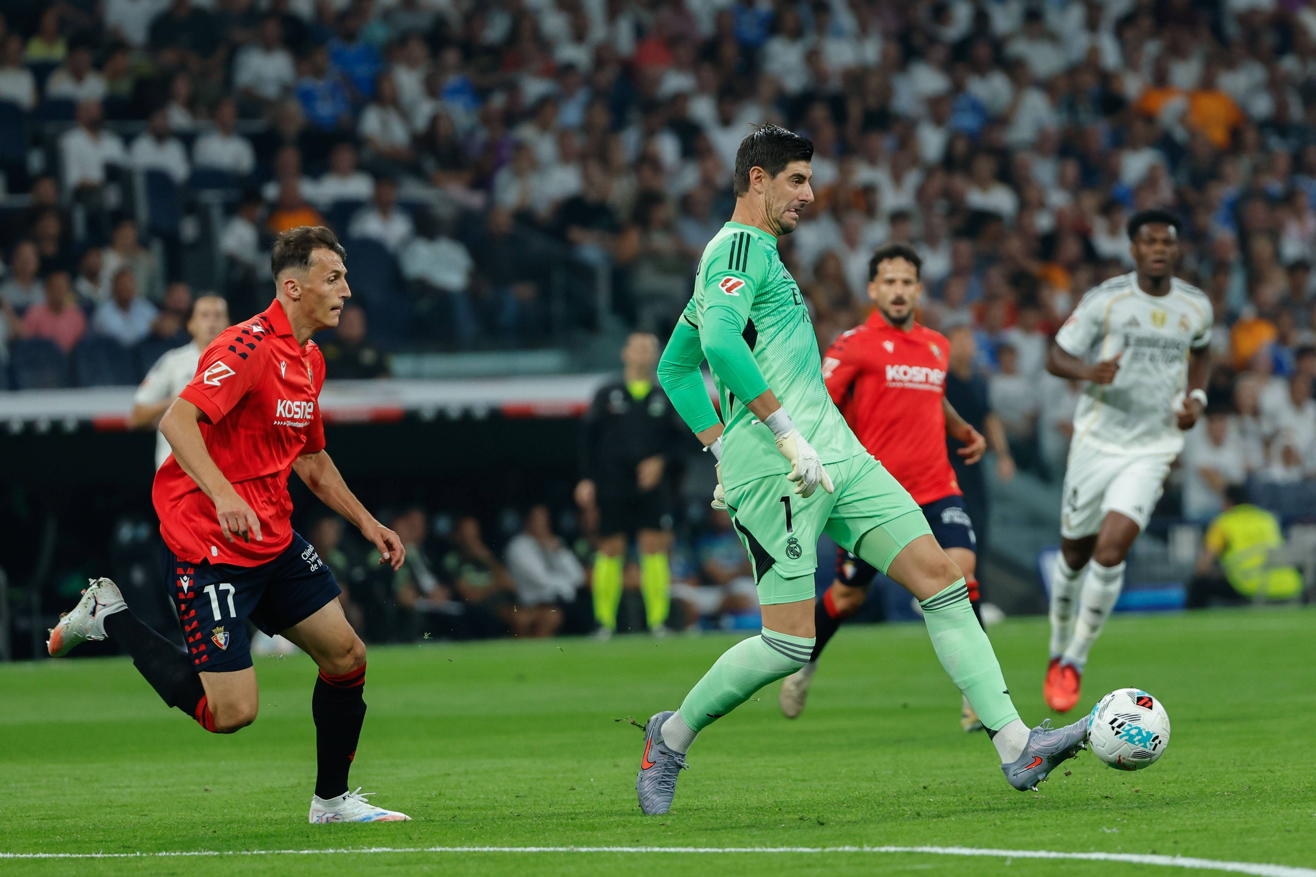 皇马在国际俱乐部比赛中展现出色实力的英文 第1张 皇马在国际俱乐部比赛中展现出色实力的英文 第1张