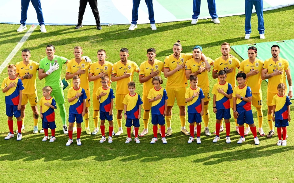 开云app-罗马尼亚队人员变动频繁，备战欧洲杯预选赛()  第2张