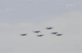 开云-阿尔巴尼亚队抵达场地，准备进行战术训练()  第2张