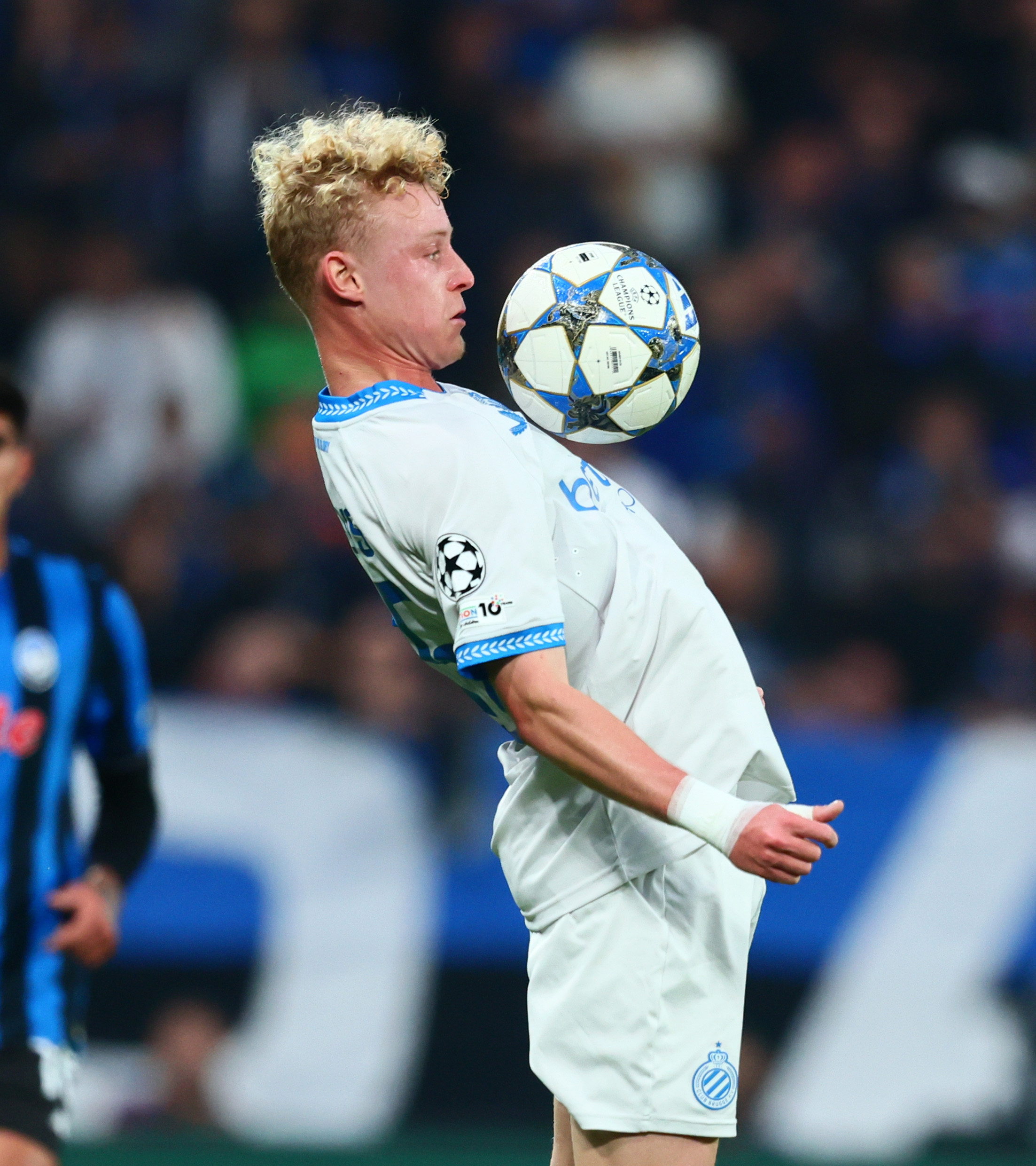 开云体育sports-利物浦力克亚特兰大，晋级欧冠半决赛()  第2张