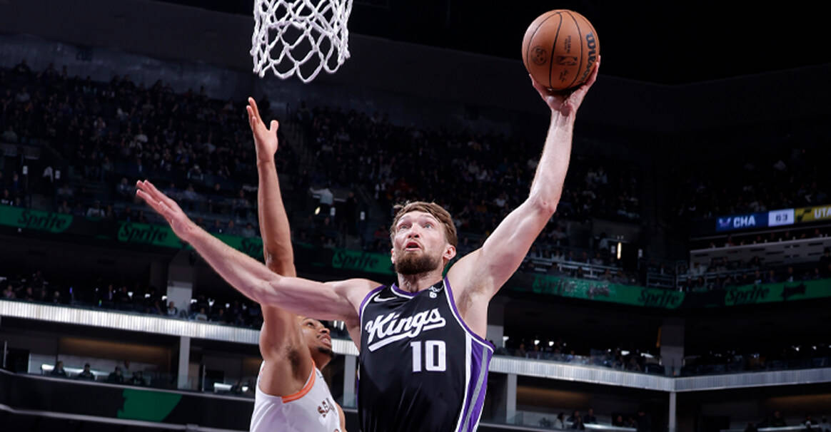 开云体育入口-国王主将受伤，对球队前景构成挑战()  第2张