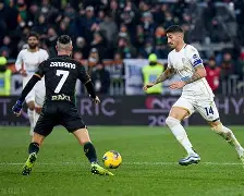 开云体育下载-拉齐奥主场击败卡利亚里，取得领先()  第2张